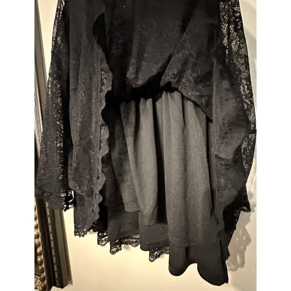 New NWT Women's Torrid Black Bell Sleeve Babydoll Lace Top Size 0 Large 12 - Picture 7 of 11